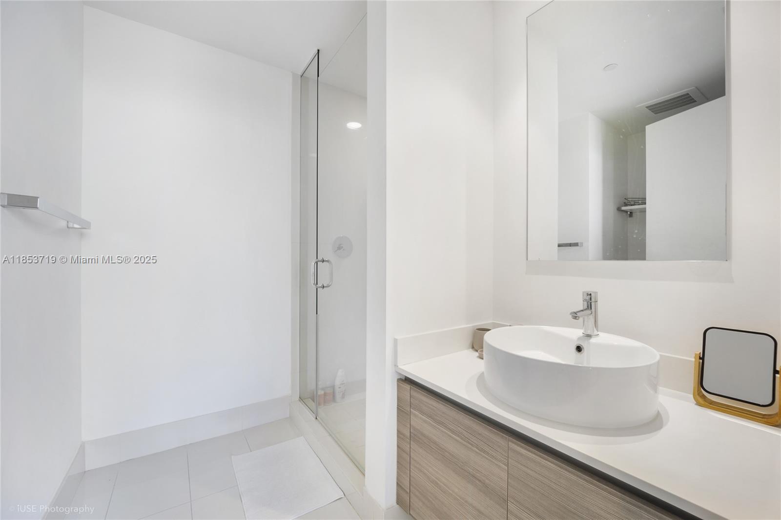 121 NE 34th St # 1715