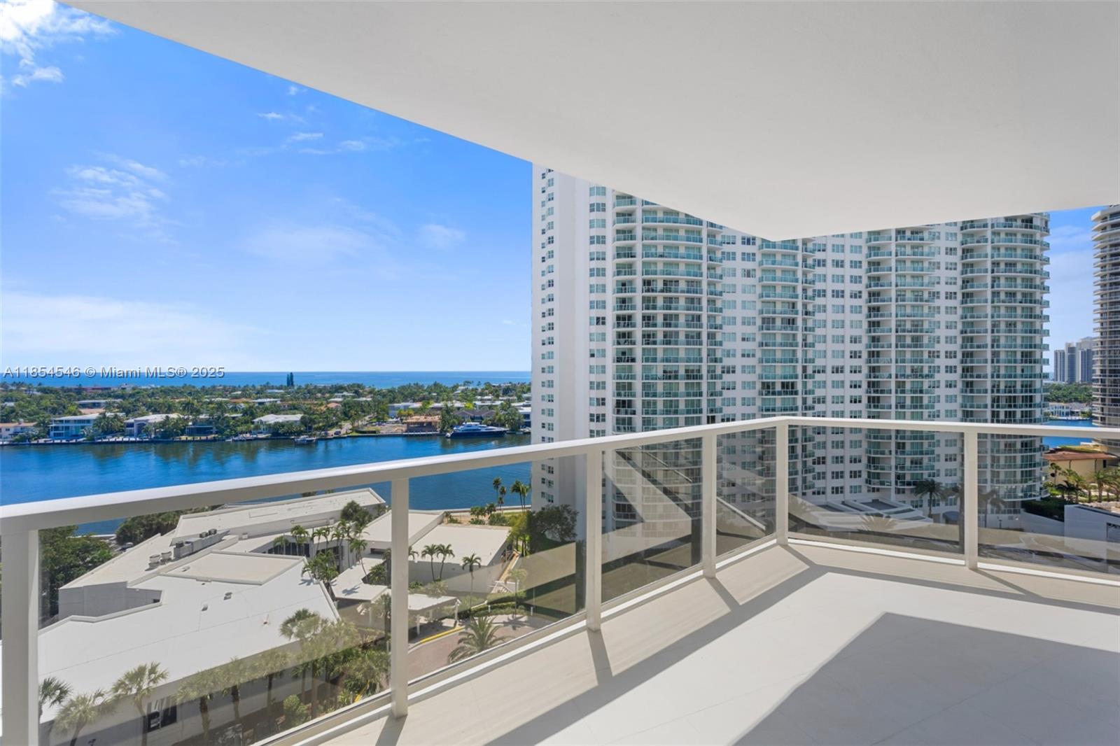 20281 E Country Club Dr # 1008