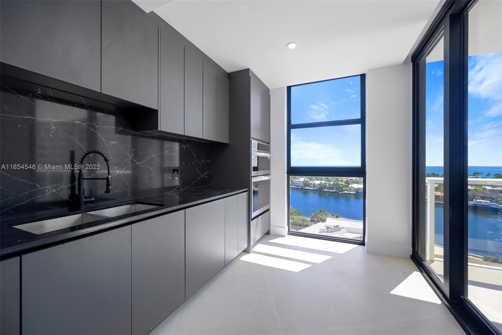 20281 E Country Club Dr # 1008