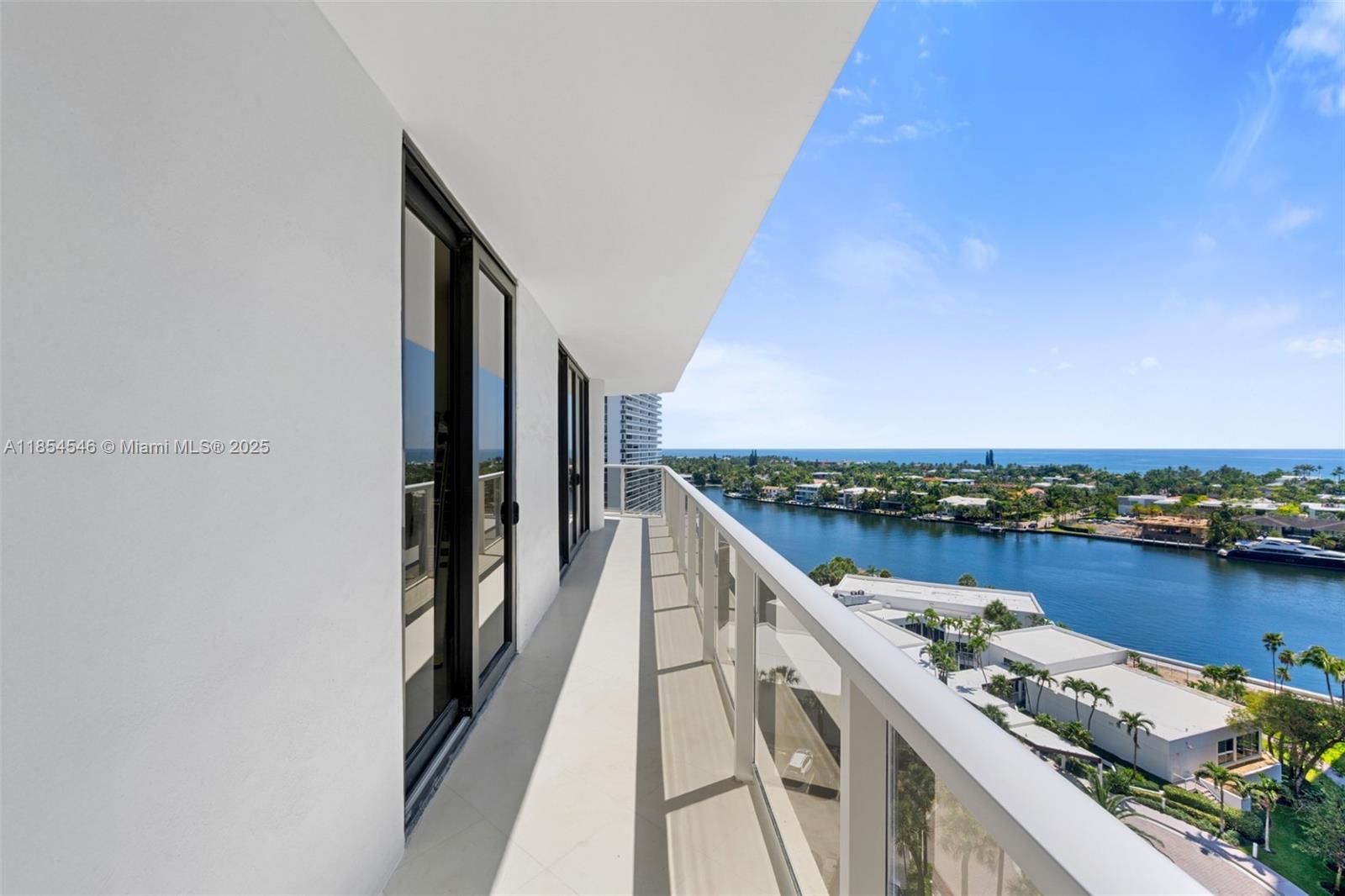 20281 E Country Club Dr # 1008