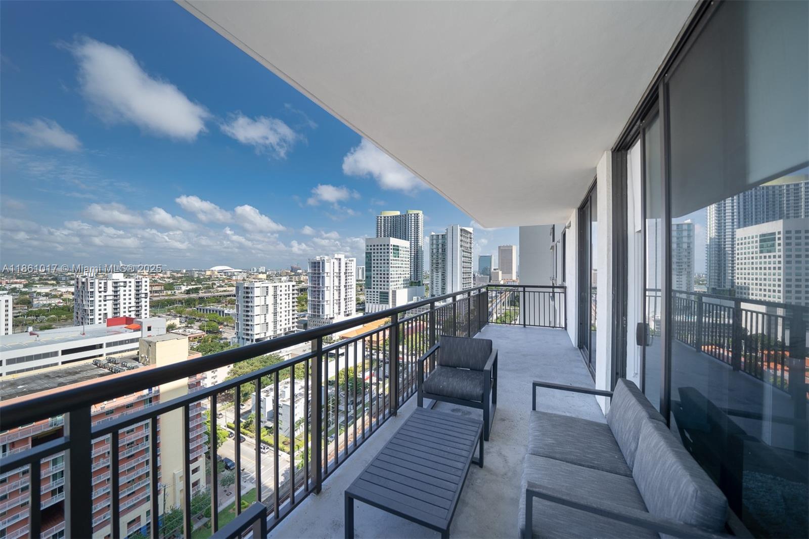 999 SW 1st Ave # 1909