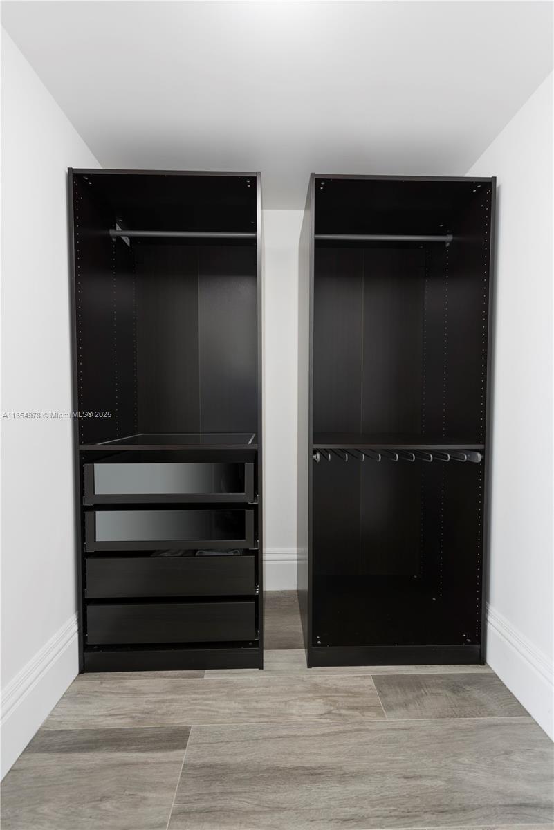 1300 Brickell Bay Dr # 1909