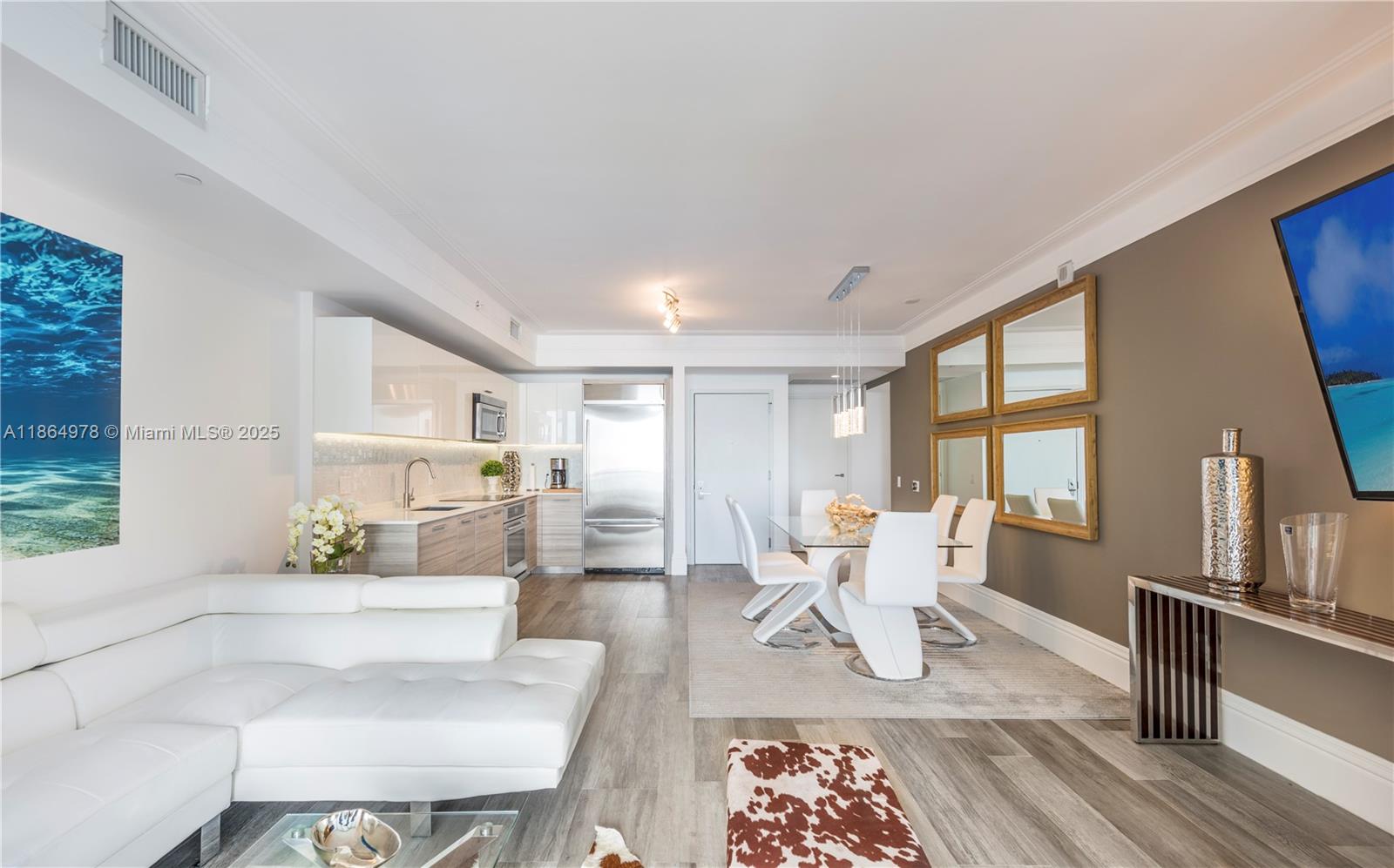 1300 Brickell Bay Dr # 1909