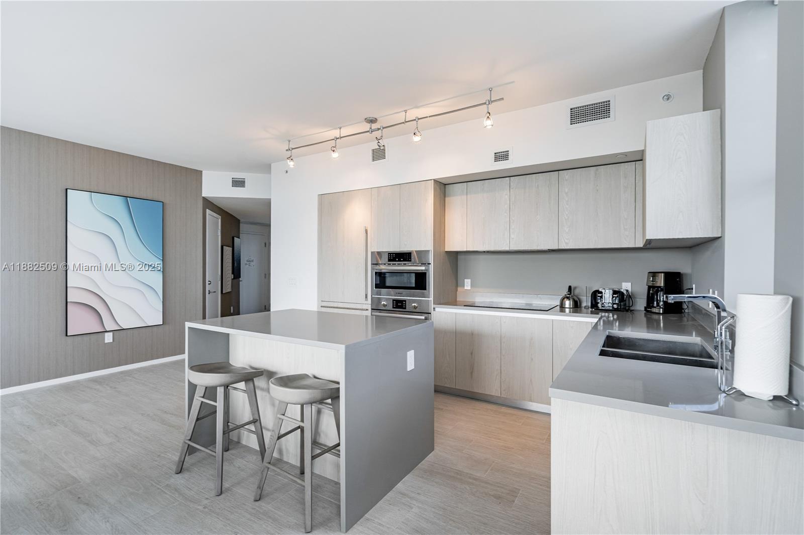 4010 S Ocean Dr # 2709