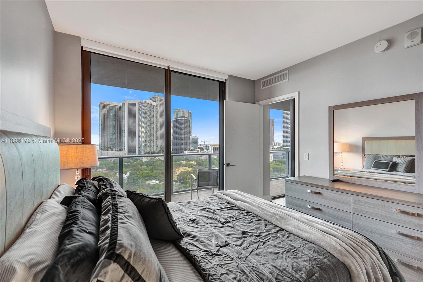 121 NE 34th St # 1406A