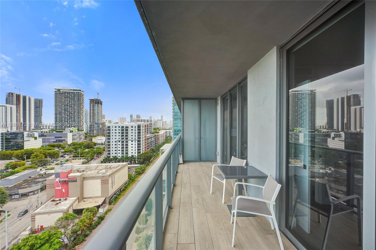 121 NE 34th St # 1406A