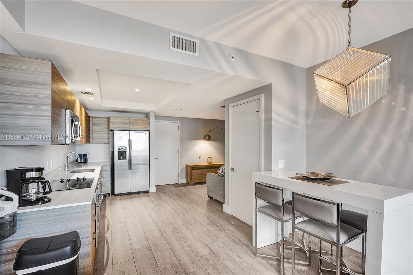 121 NE 34th St # 1406A