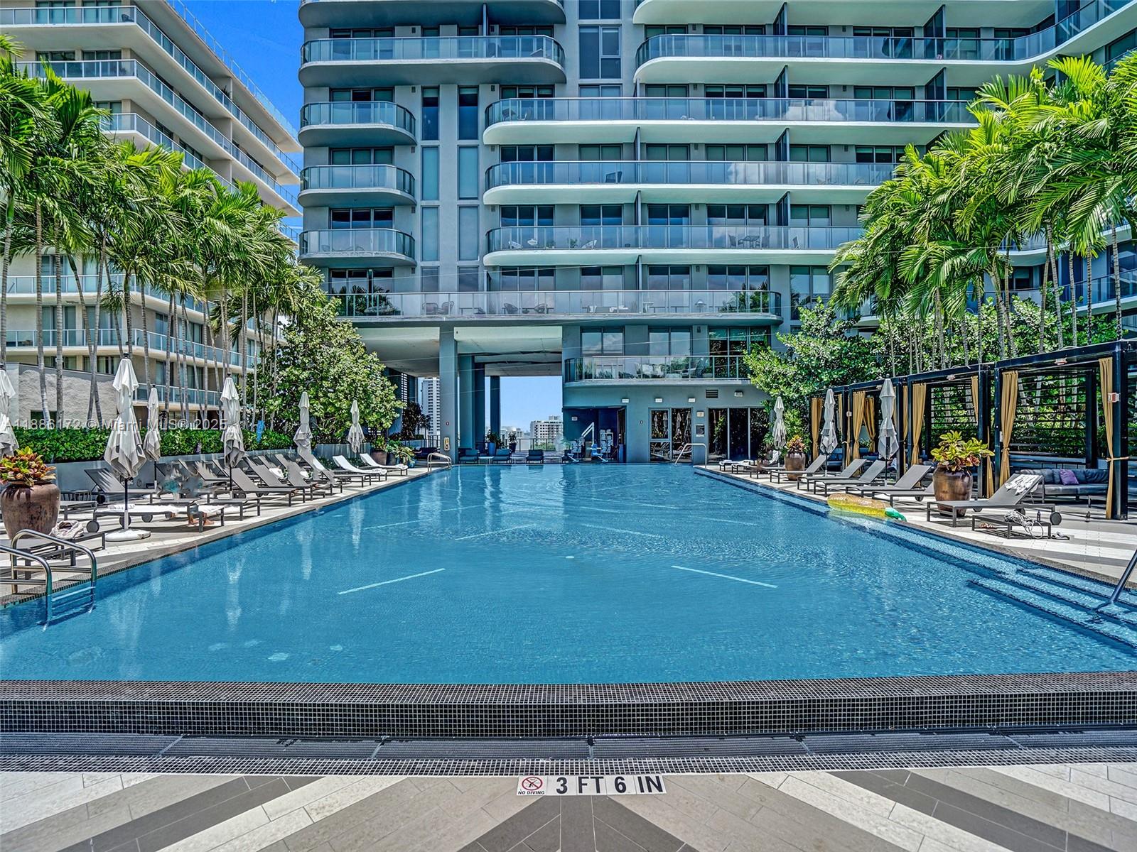 121 NE 34th St # 1406A