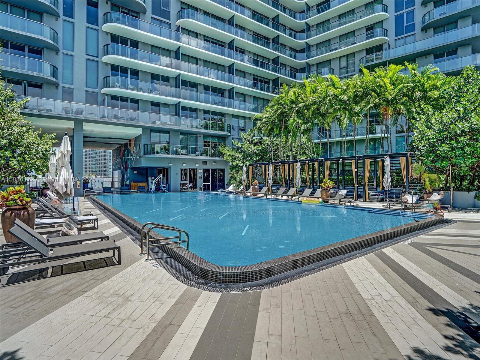 121 NE 34th St # 1406A