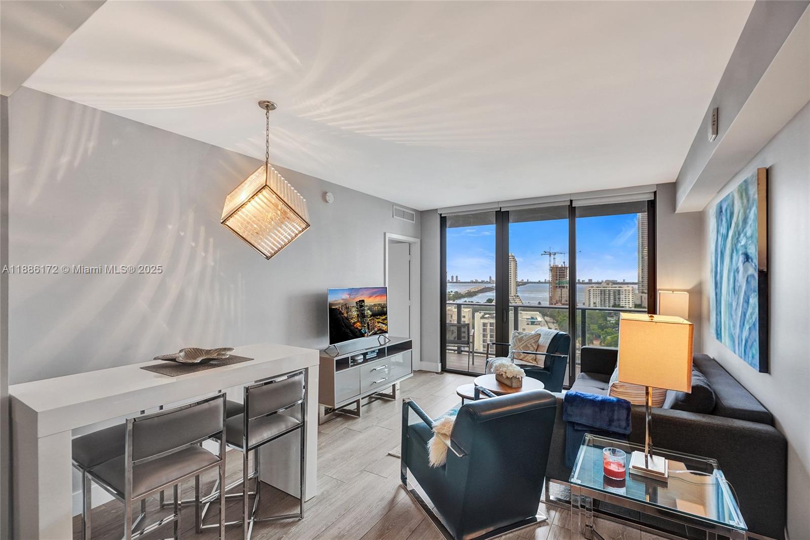 121 NE 34th St # 1406A