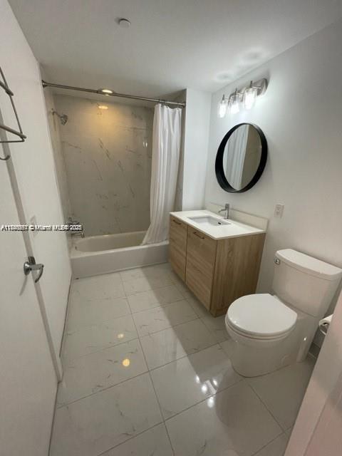 16385 Biscayne Blvd # 904