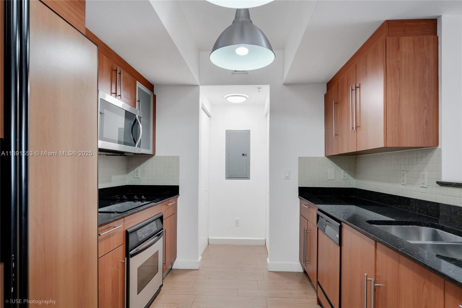 325 S Biscayne Blvd # 1721