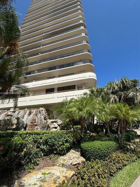 19667 Turnberry Way # 5C