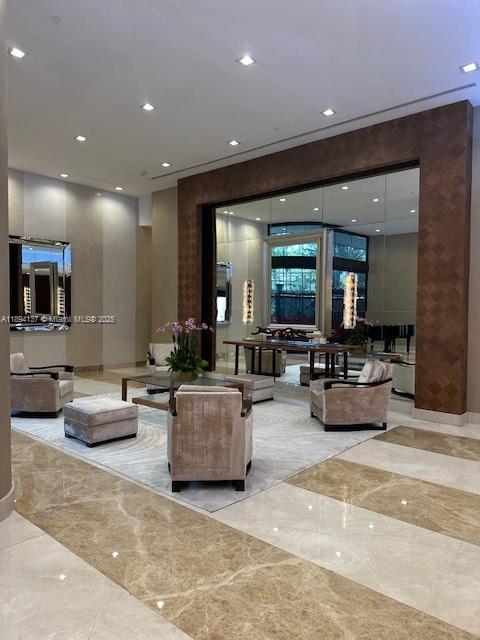 19667 Turnberry Way # 5C