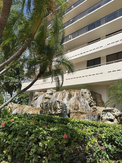 19667 Turnberry Way # 5C