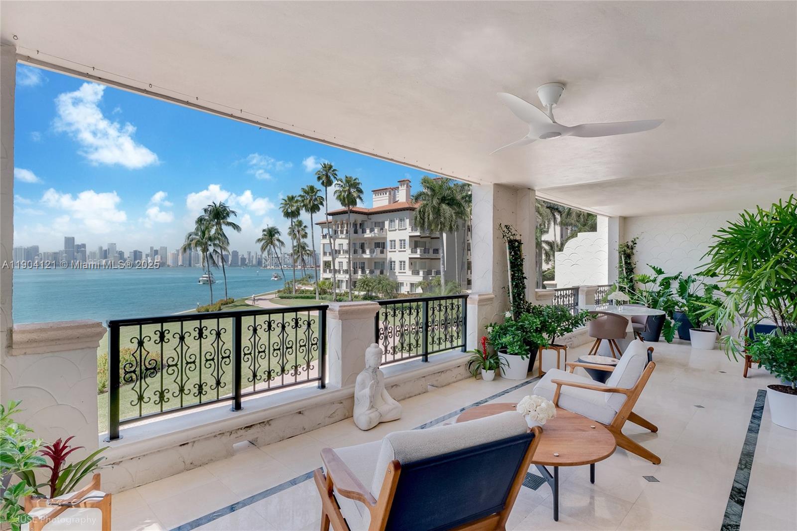 4822 Fisher Island Dr # 4822