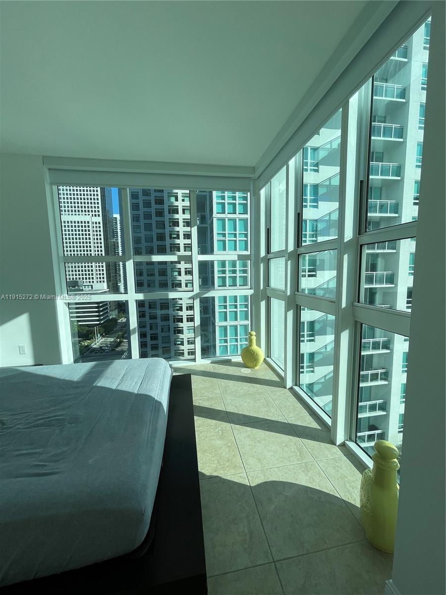951 Brickell Ave # 1700