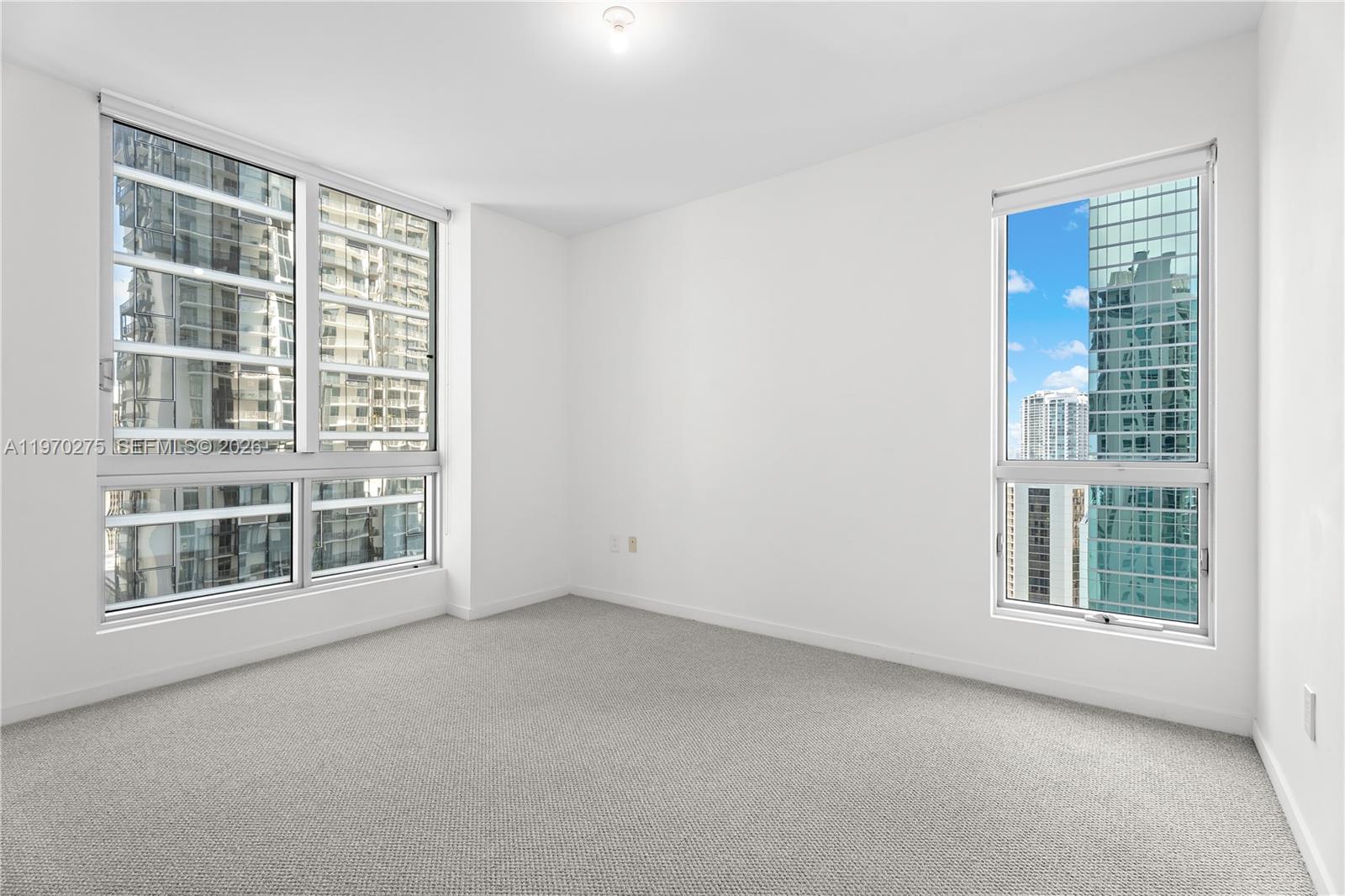 300 S Biscayne Blvd # 2602 Unit: T-2602