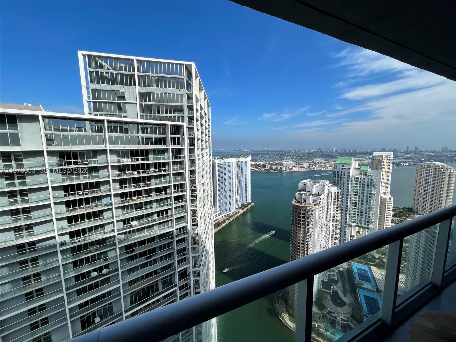 495 Brickell Ave # 5306