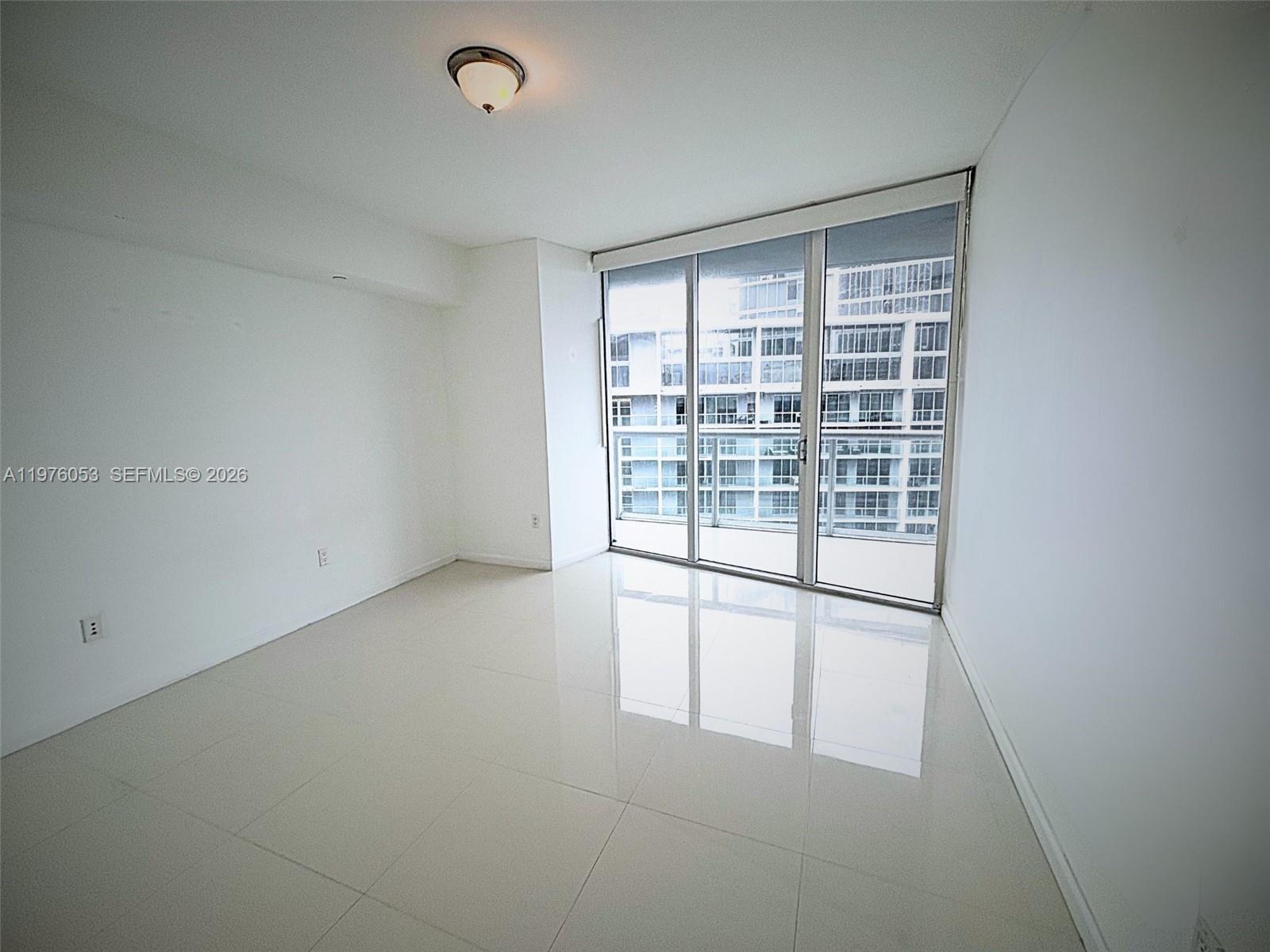 495 Brickell Ave # 5306