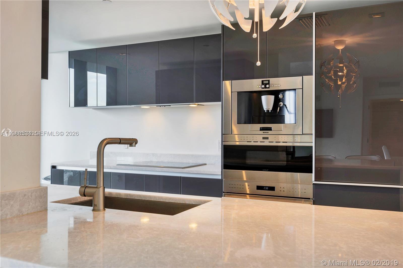 1451 Brickell Ave # 1605