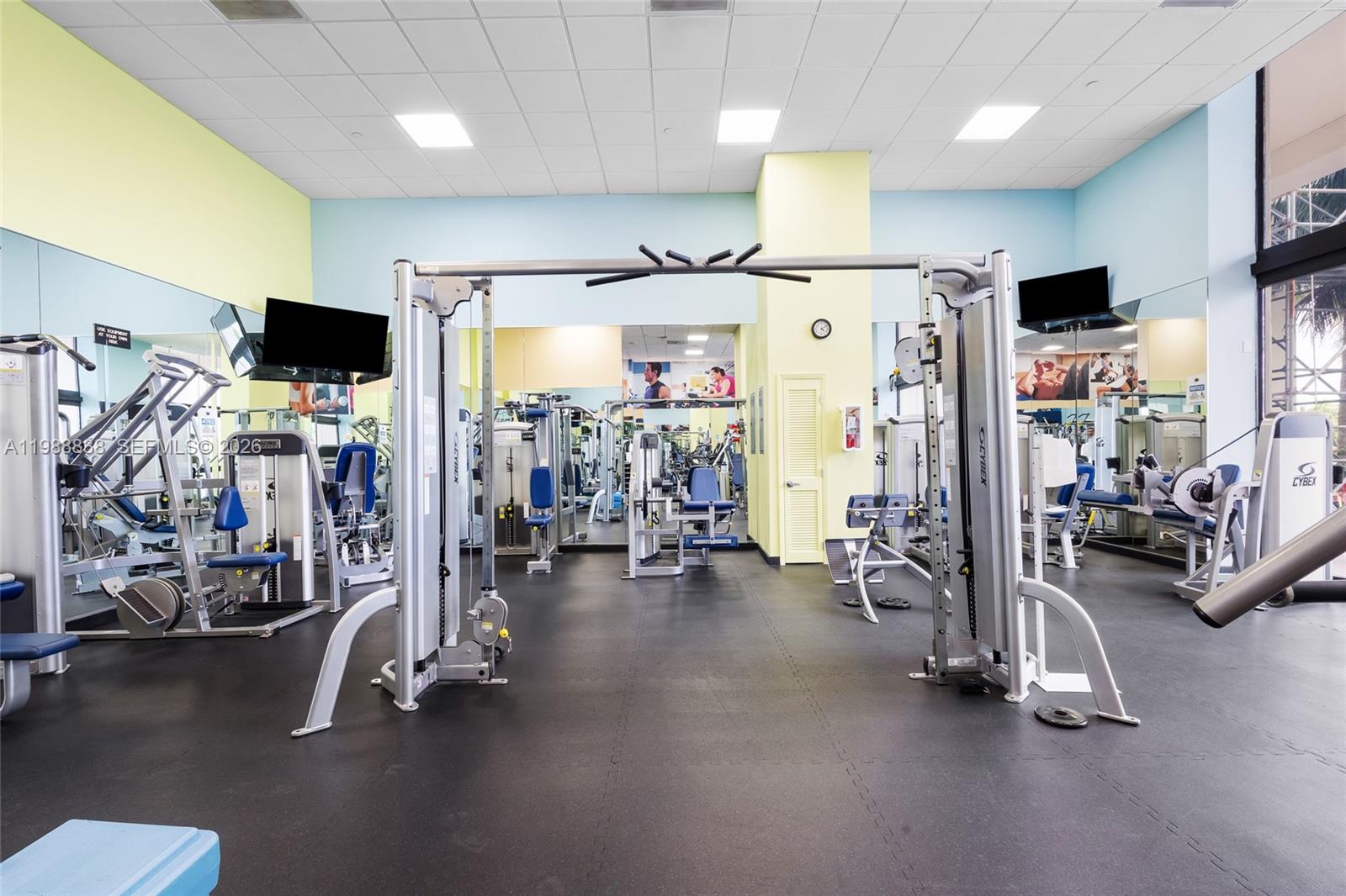 19667 Turnberry Way # 6A