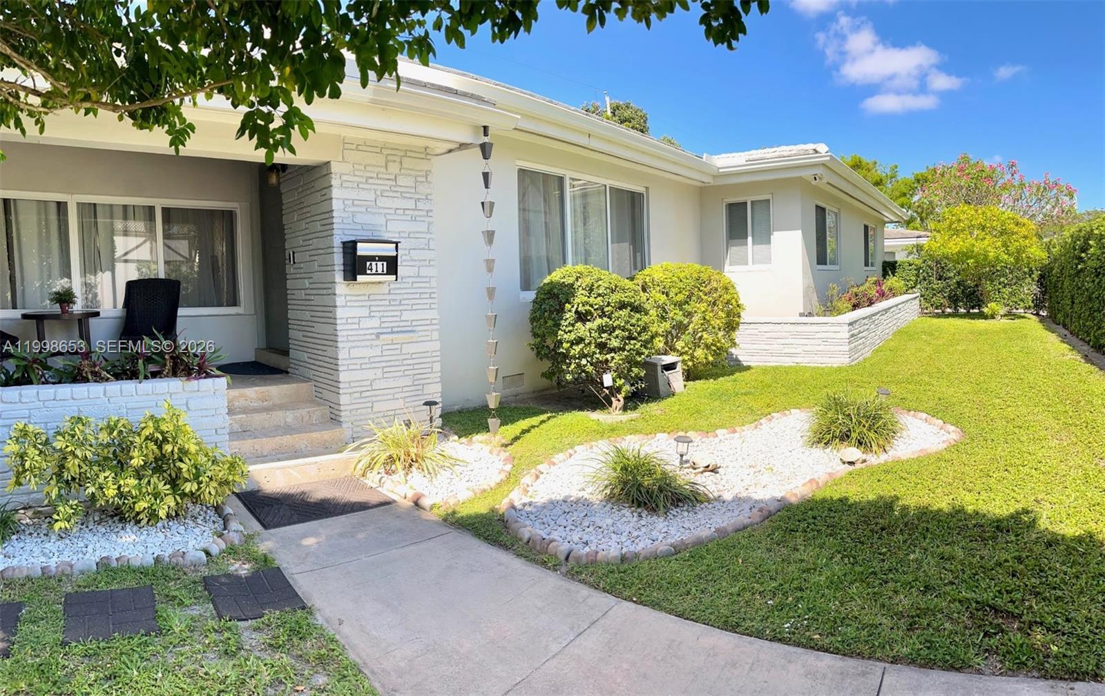 411 Alesio Ave