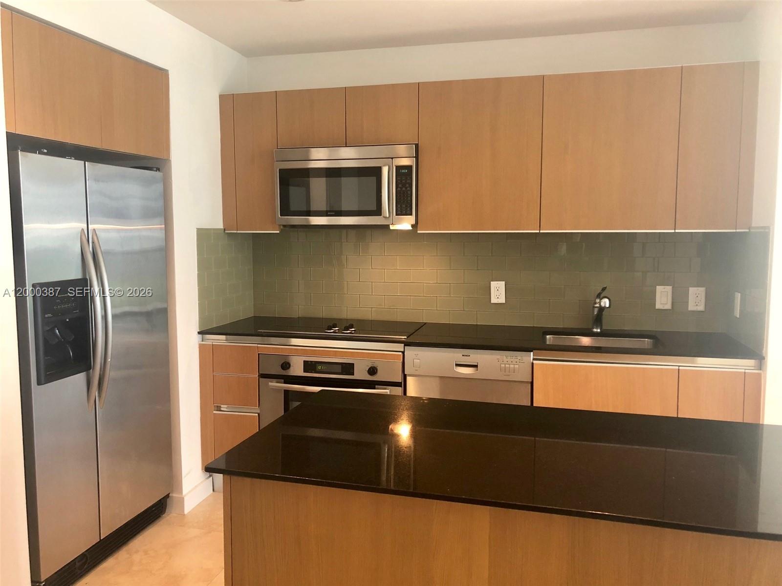 1050 BRICKELL AV # 1408