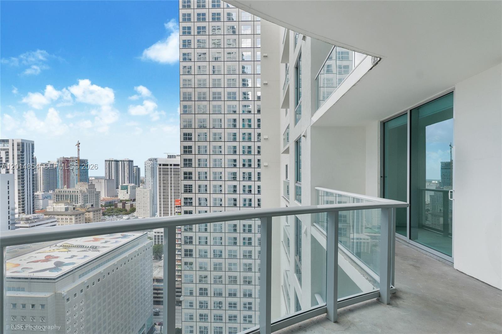 300 S Biscayne Blvd # 2807 Unit: T-2807