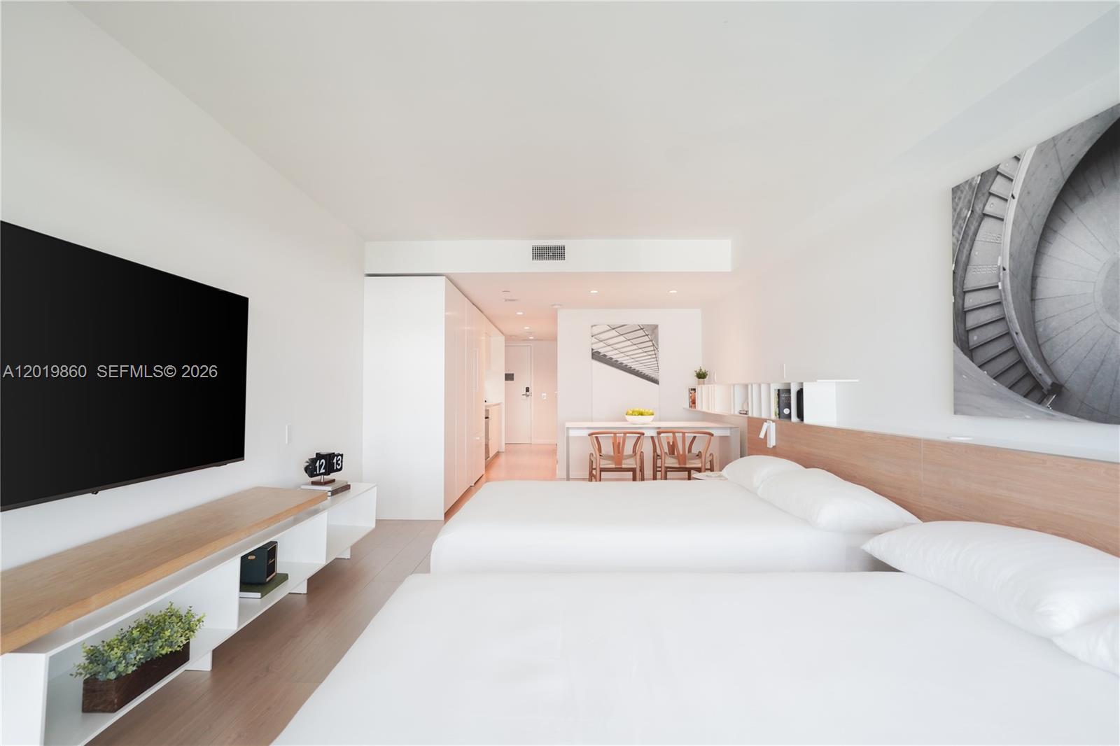 10250 Collins Avenue # 407