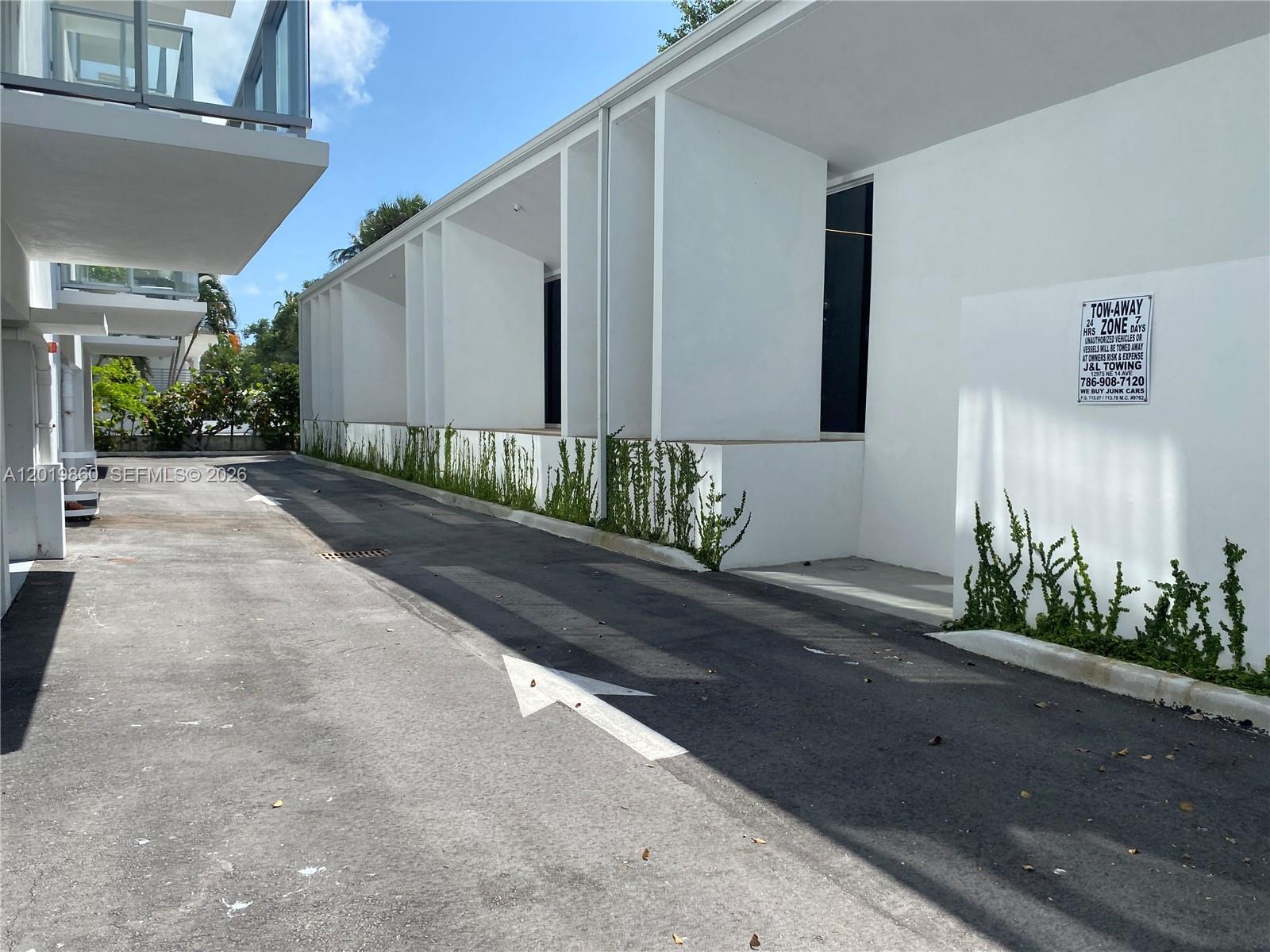 10250 Collins Avenue # 407