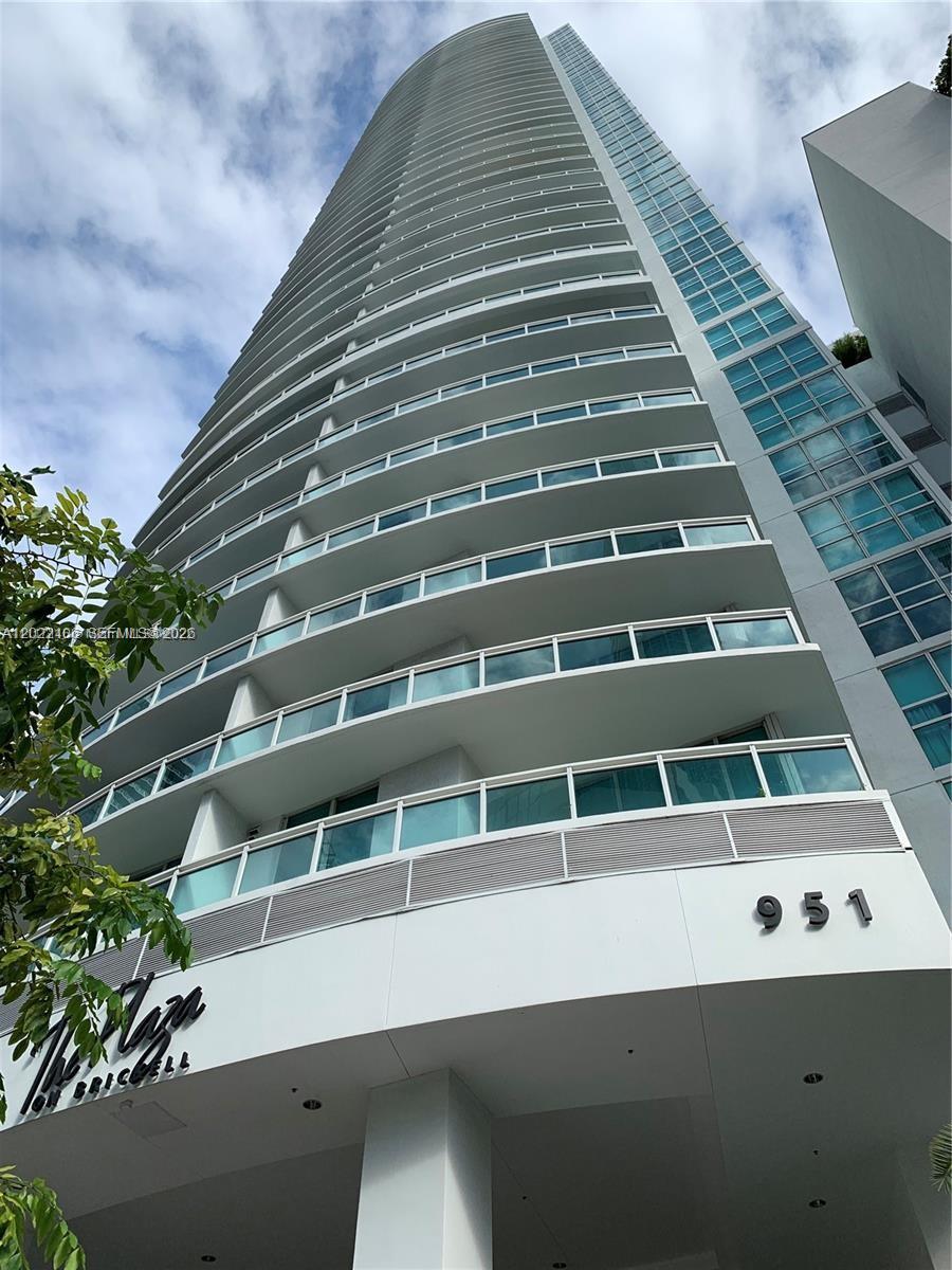 951 Brickell Ave # 4009