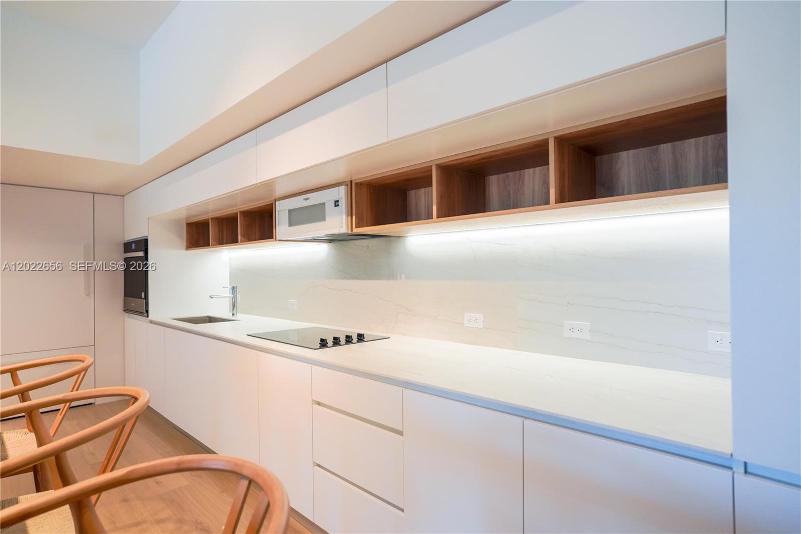 10250 Collins Avenue # 412