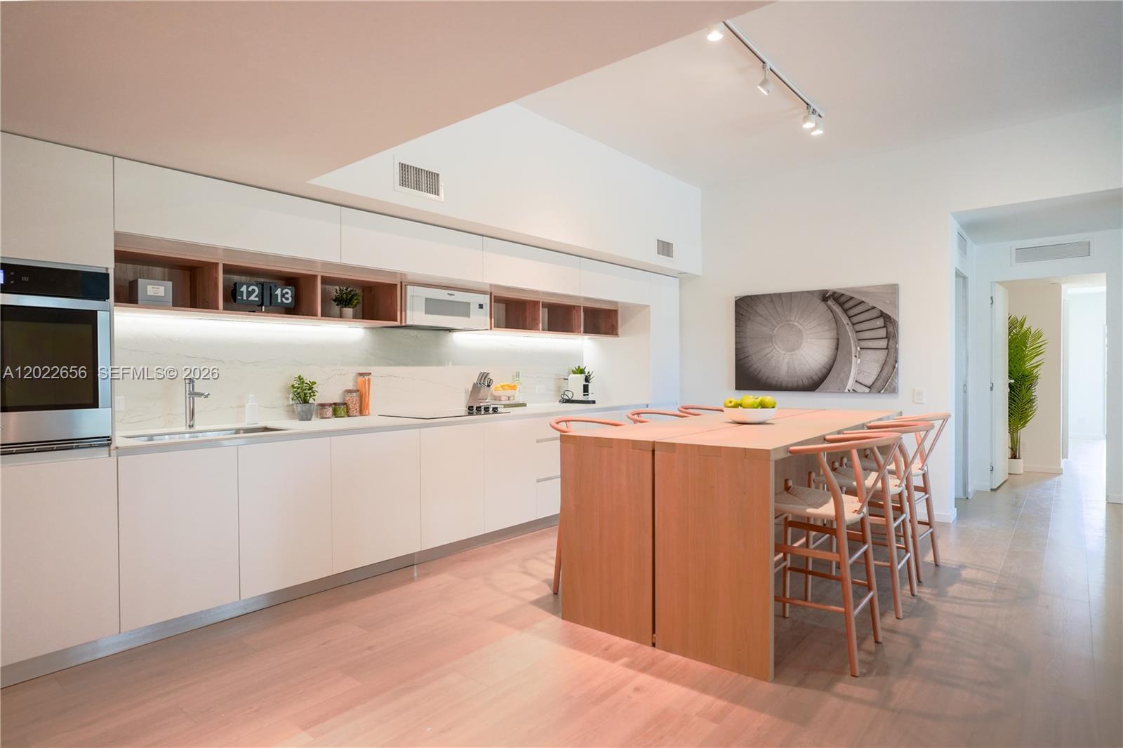 10250 Collins Avenue # 412