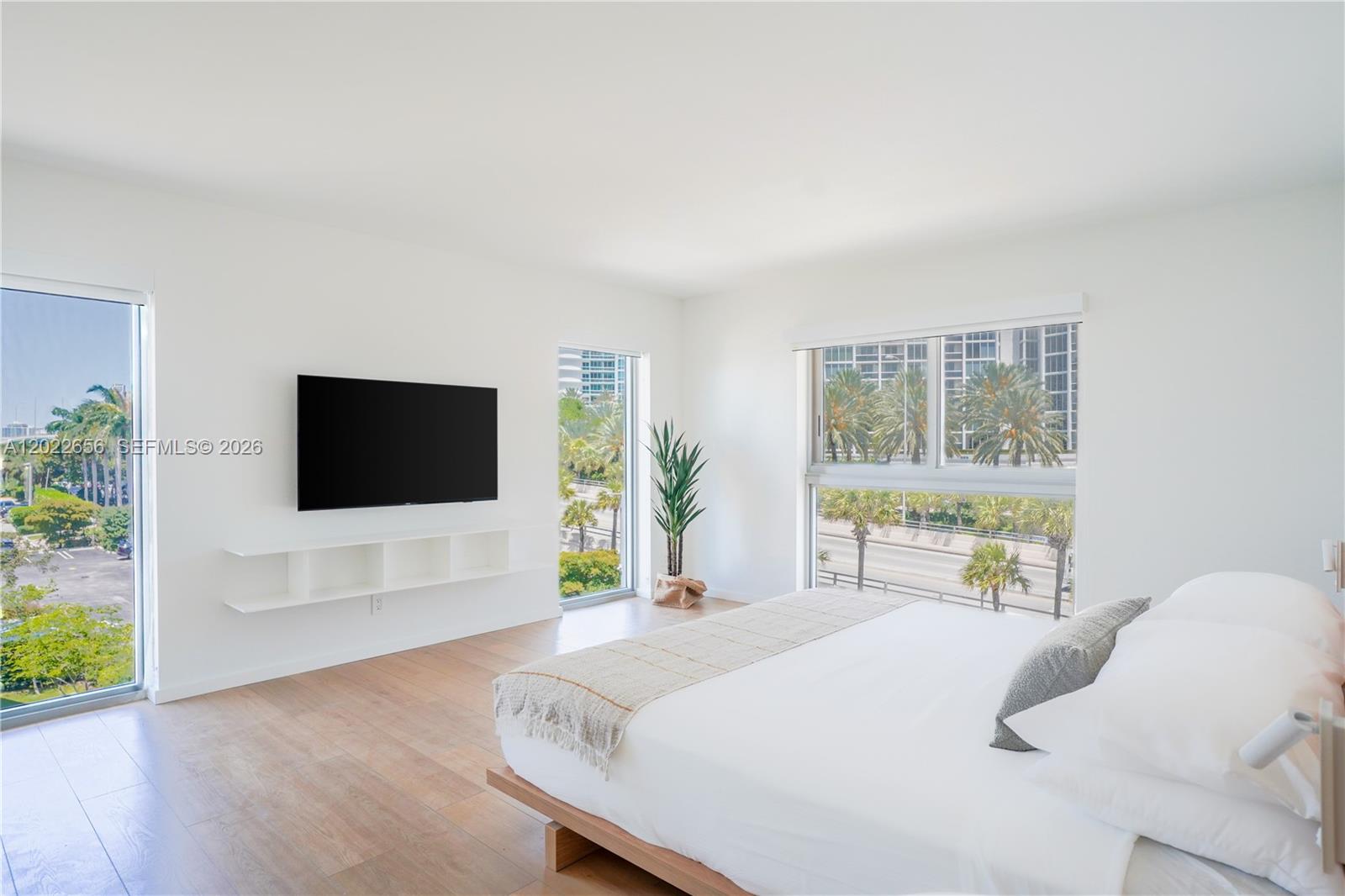 10250 Collins Avenue # 412