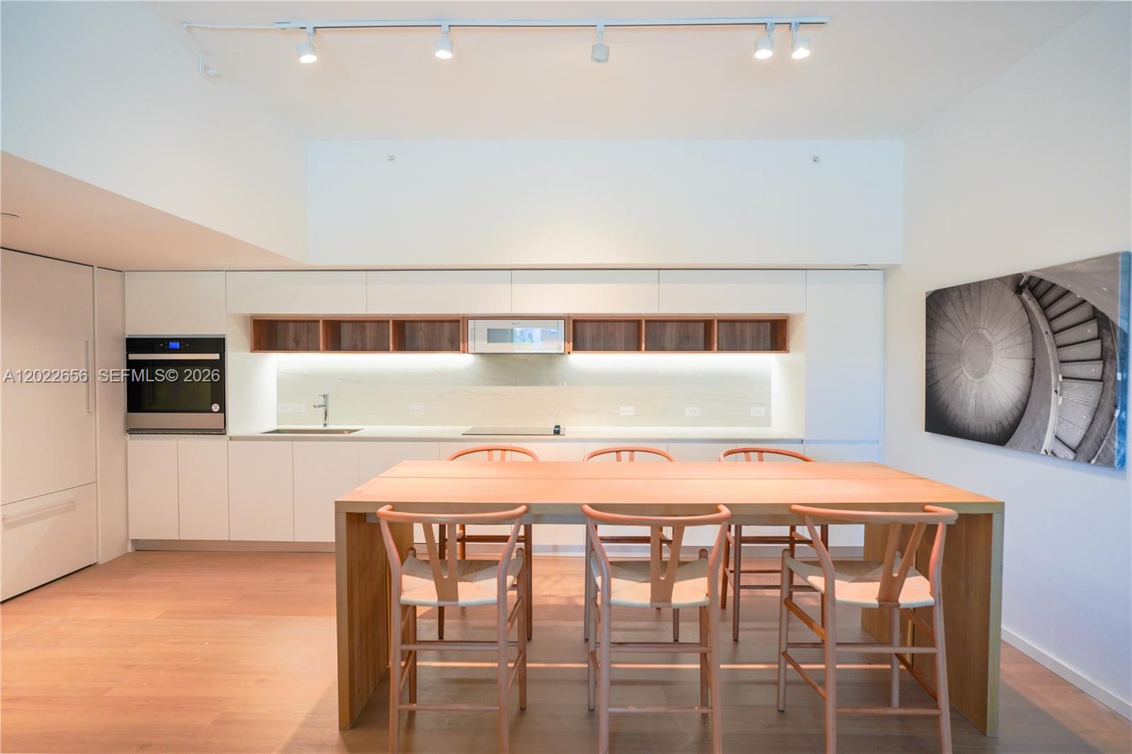 10250 Collins Avenue # 412
