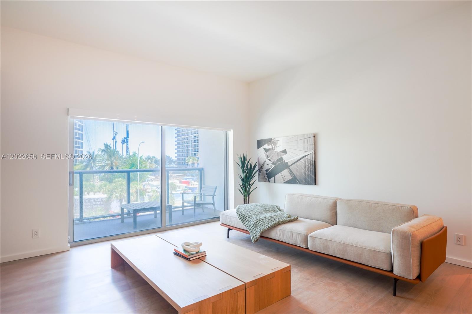 10250 Collins Avenue # 412