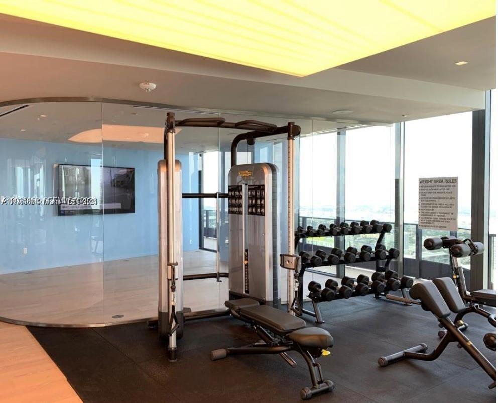 1000 Brickell Plz # 3411
