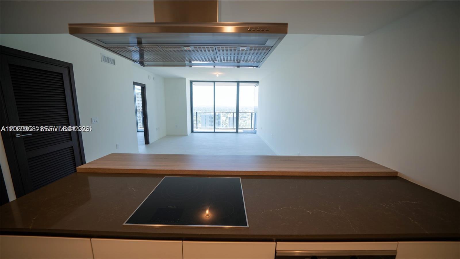 1000 Brickell Plz # 3411