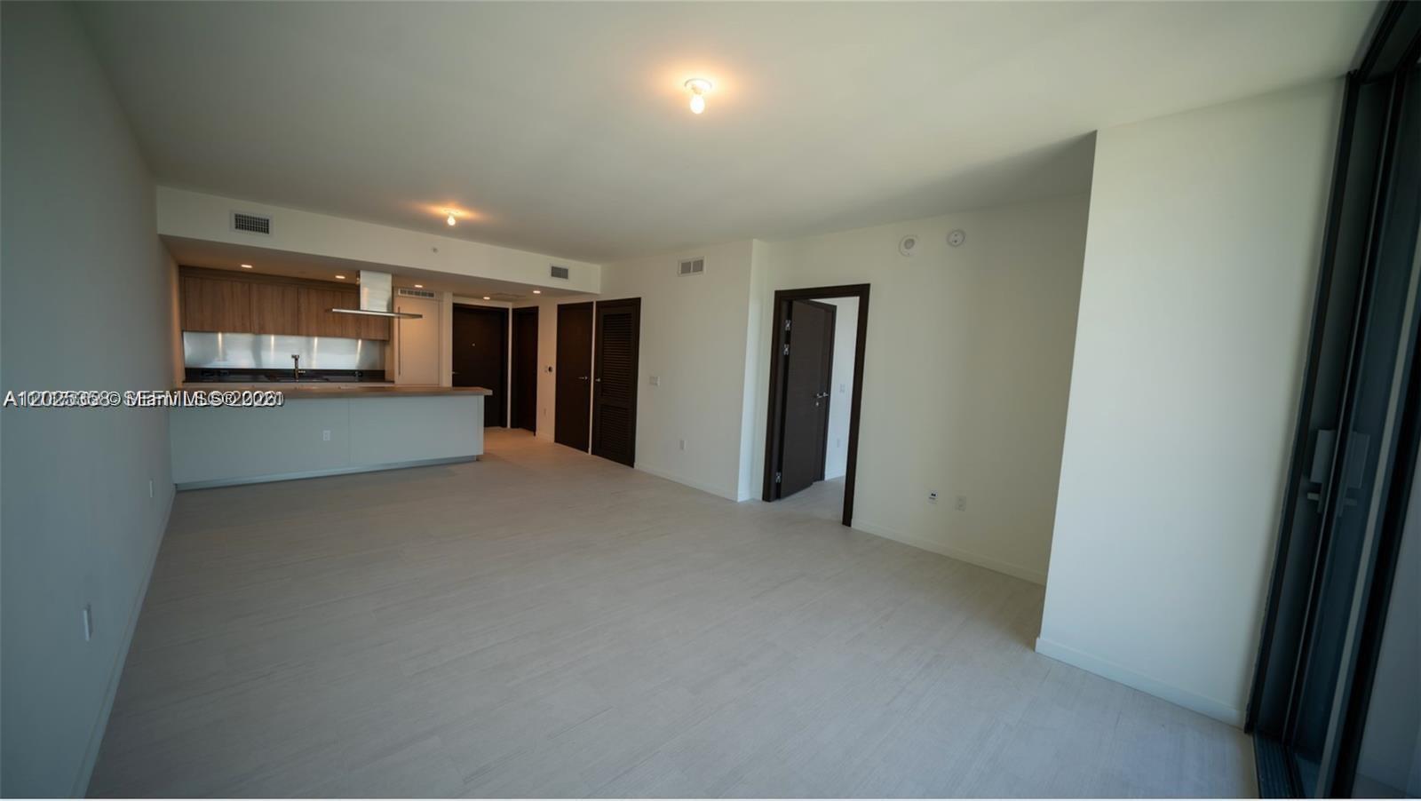 1000 Brickell Plz # 3411