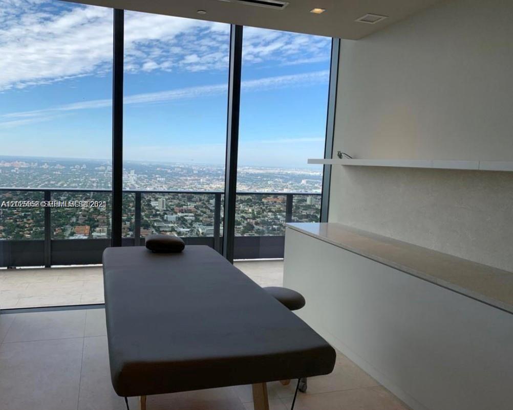 1000 Brickell Plz # 3411