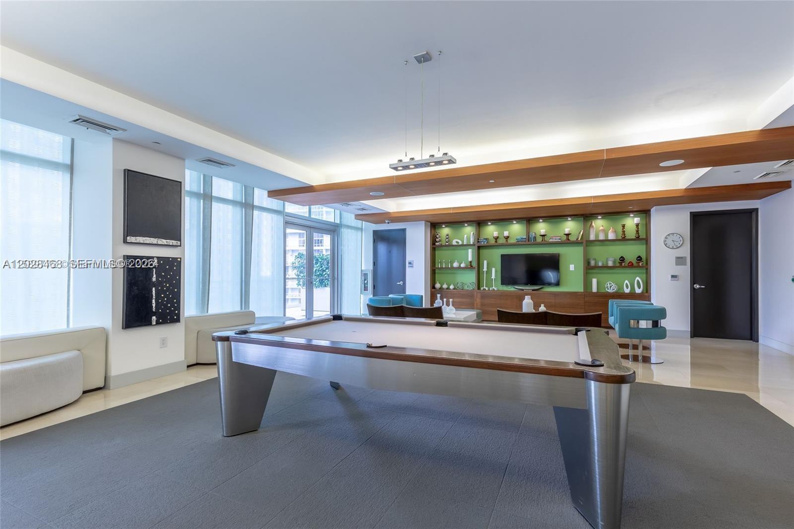 55 SE 6th St # 3303
