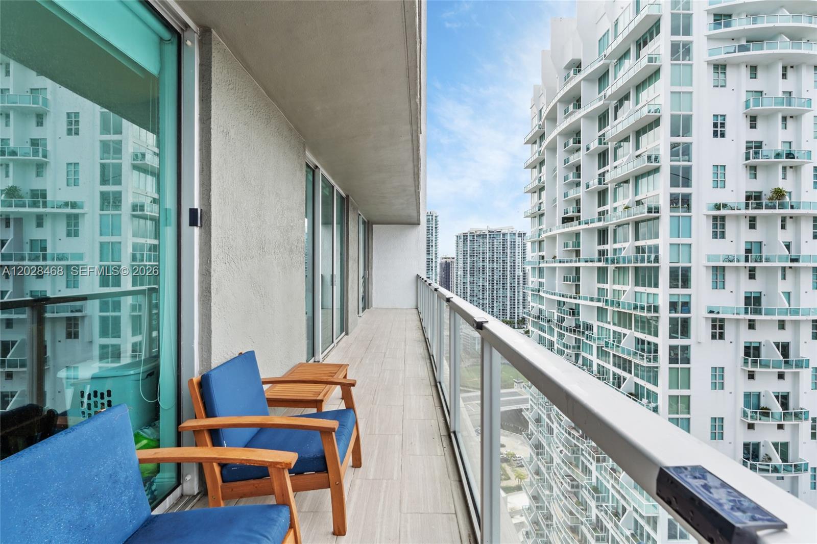 55 SE 6th St # 3303