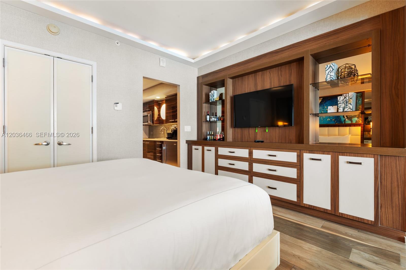 551 N Fort Lauderdale Beach Blvd Unit: H1007