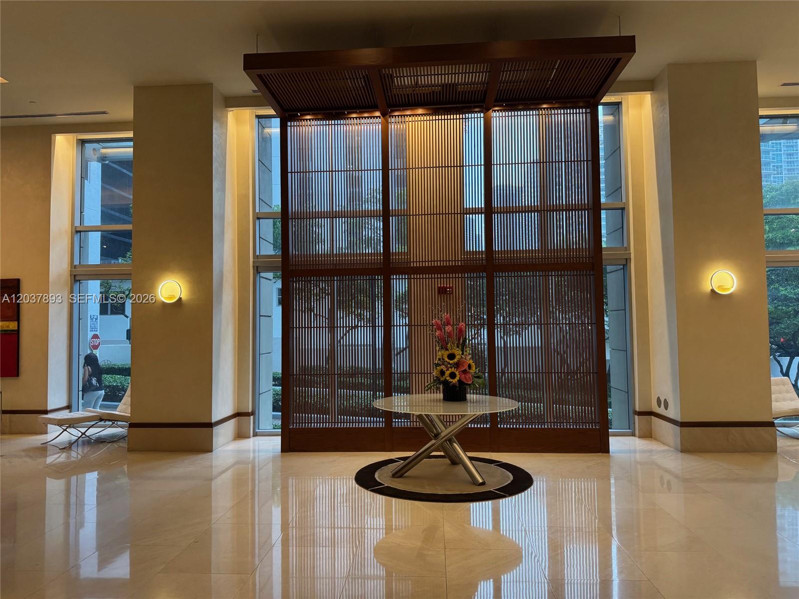 1060 Brickell Ave # 4115
