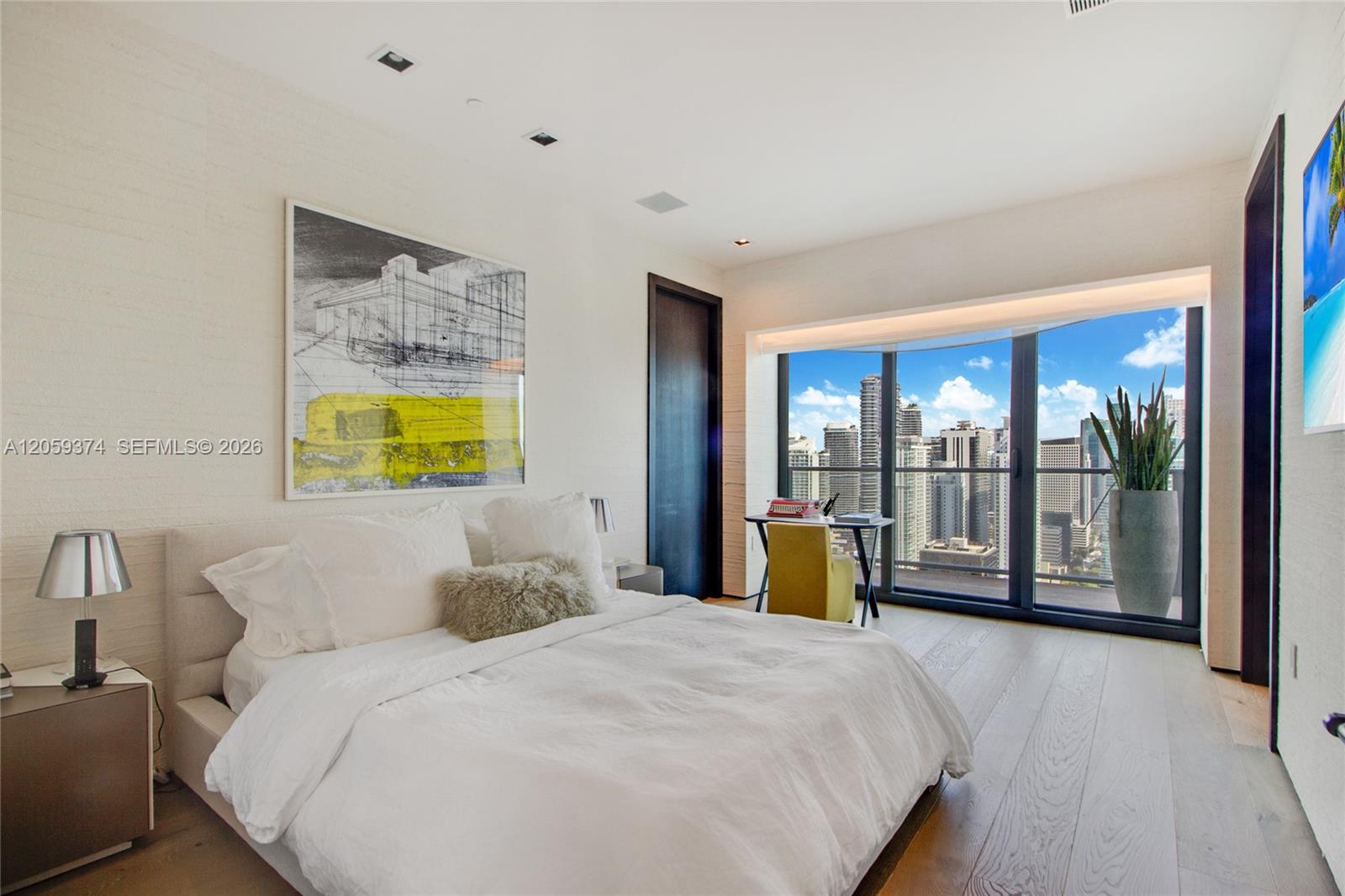 1451 Brickell Ave # 4301