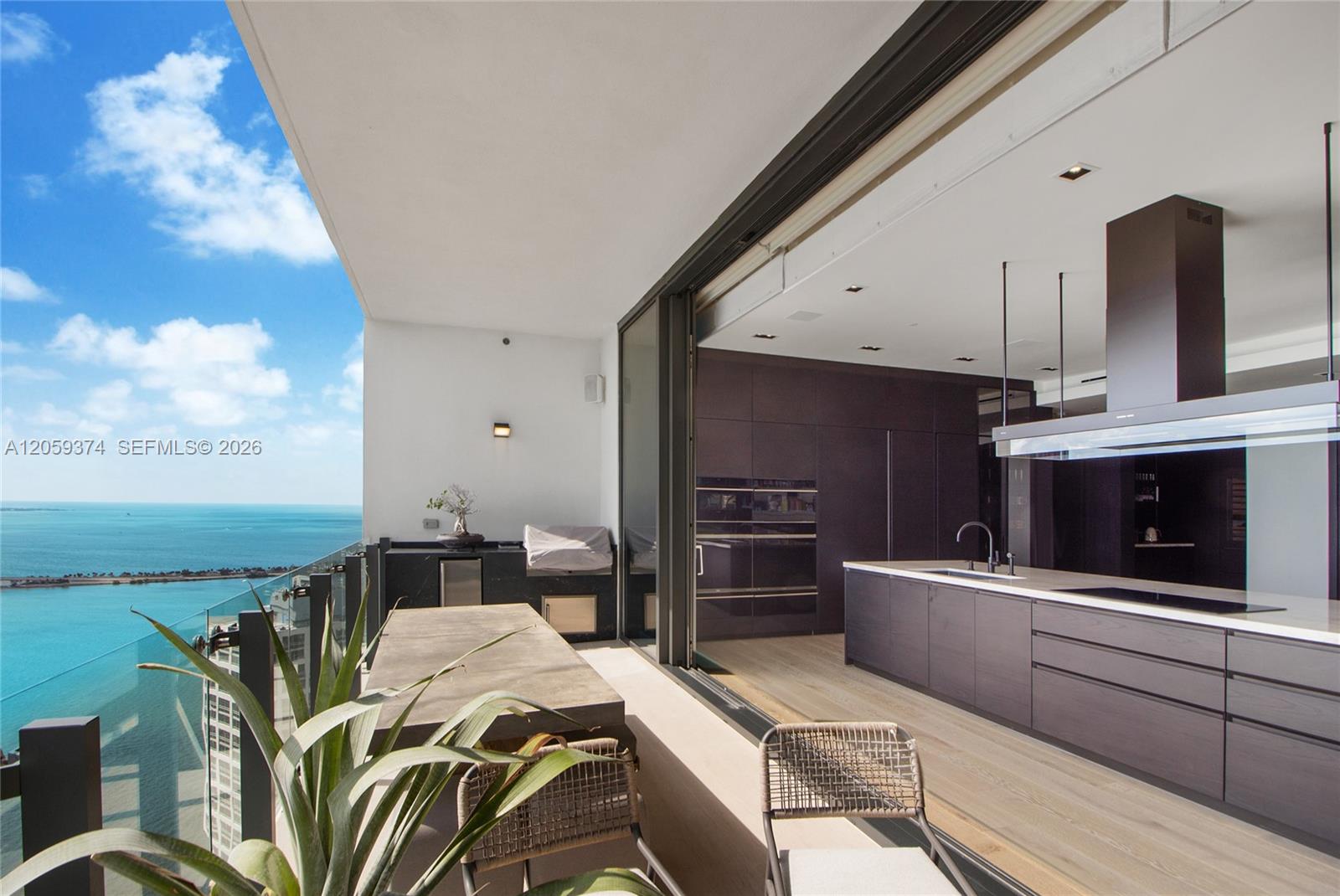 1451 Brickell Ave # 4301