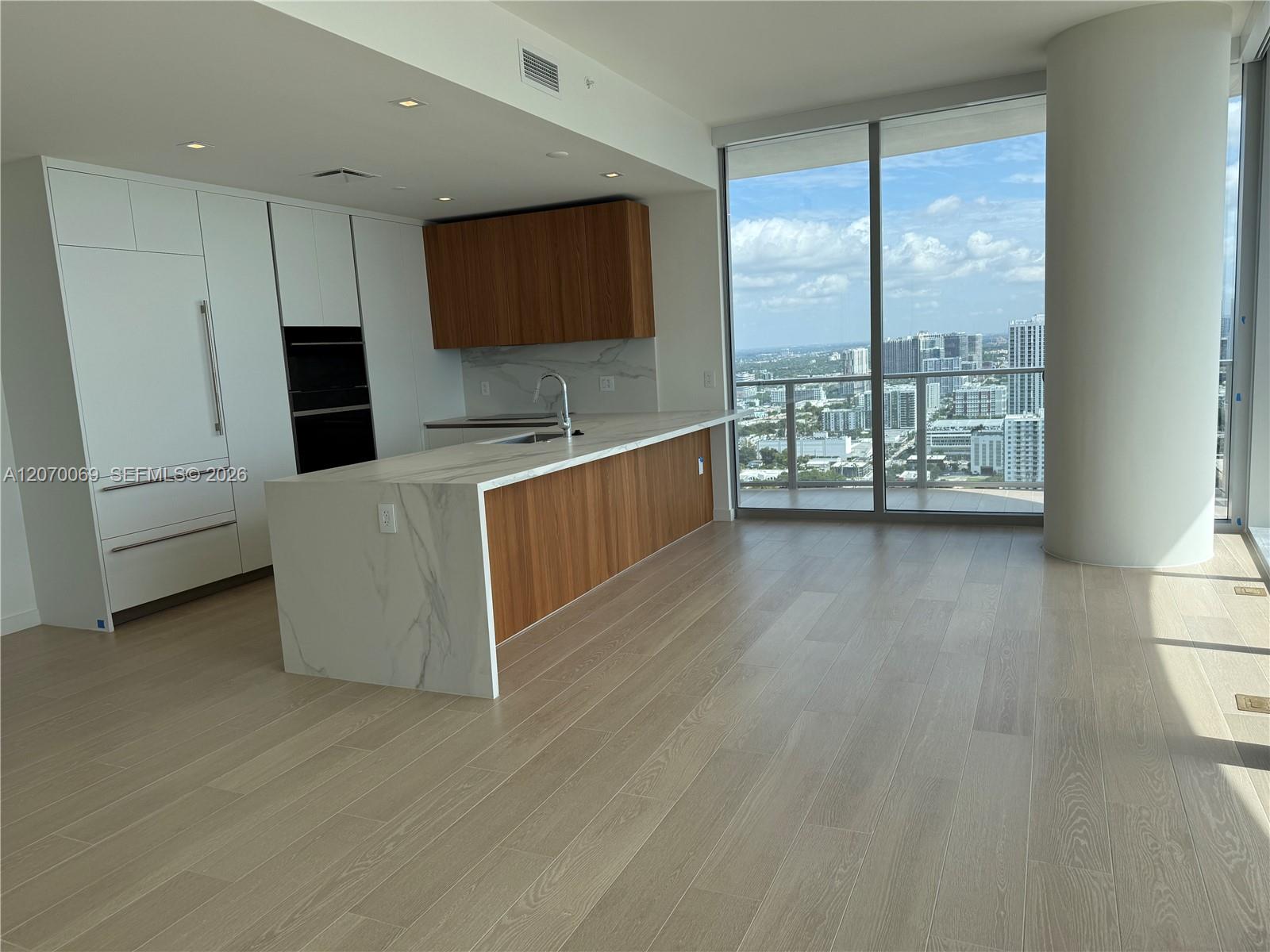 1400 Biscayne Blvd # 3506