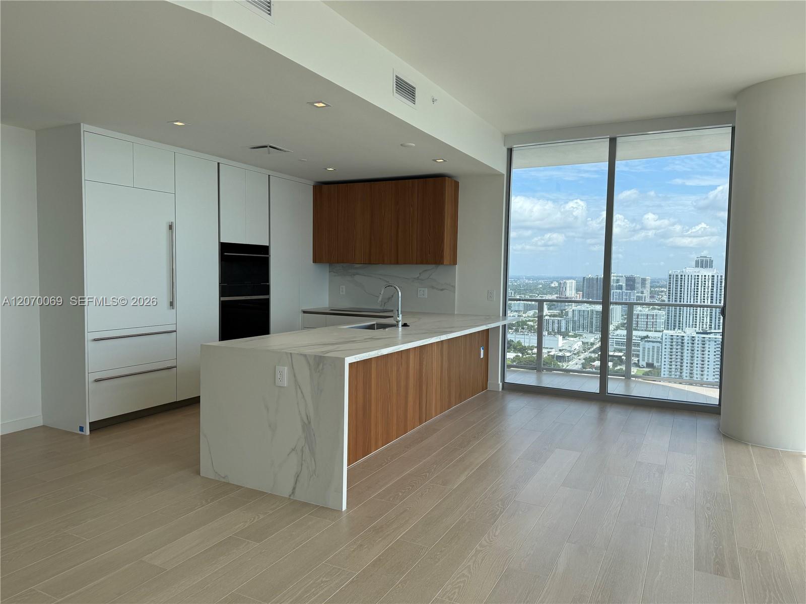 1400 Biscayne Blvd # 3506