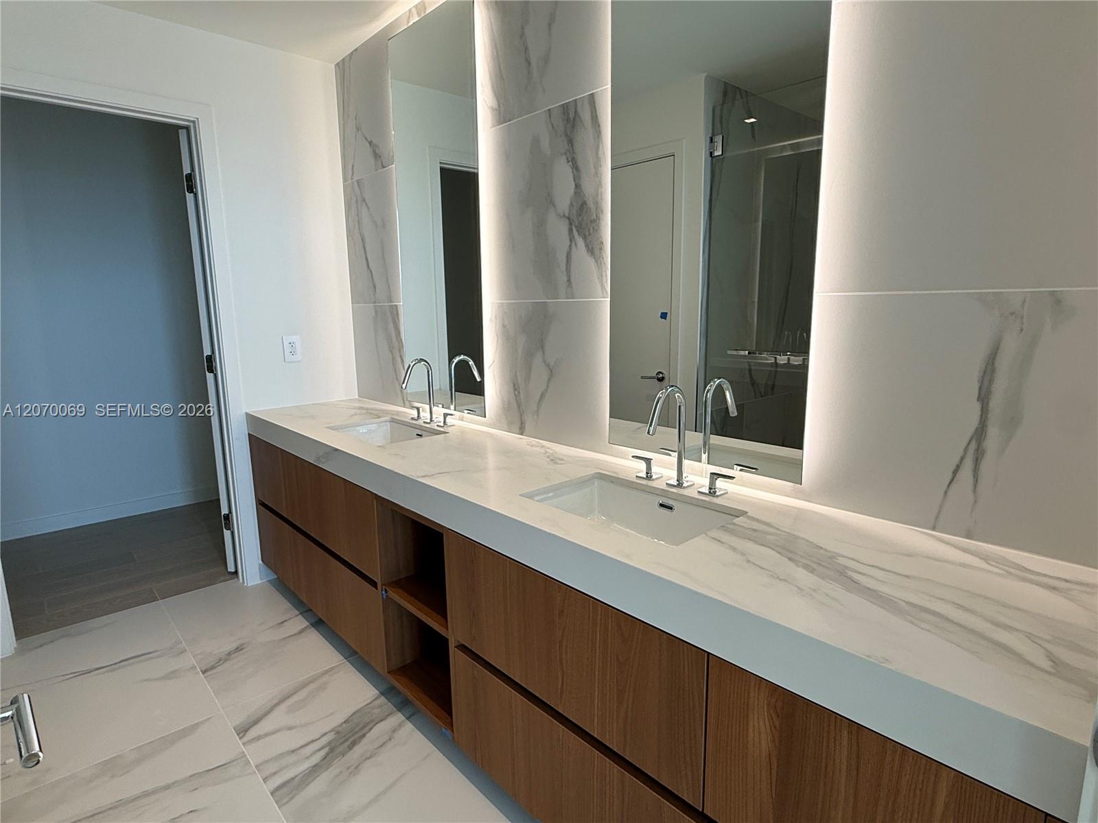 1400 Biscayne Blvd # 3506